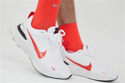walking schuhe nike
